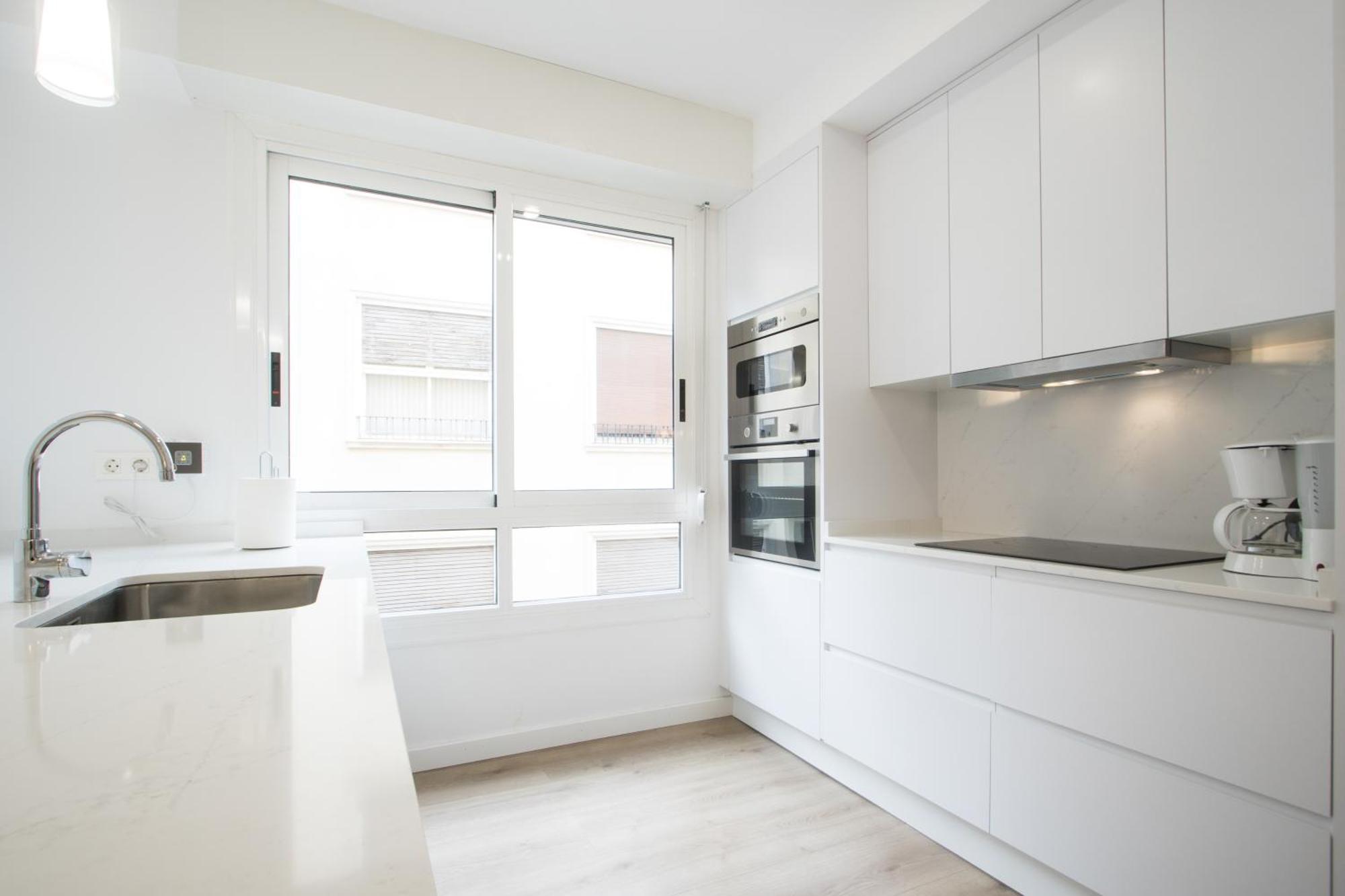 4 Bedroom/3 Baths W/ Ac In Near Beach! Alicante Ngoại thất bức ảnh